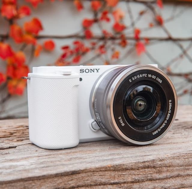 Sony ZV-E10